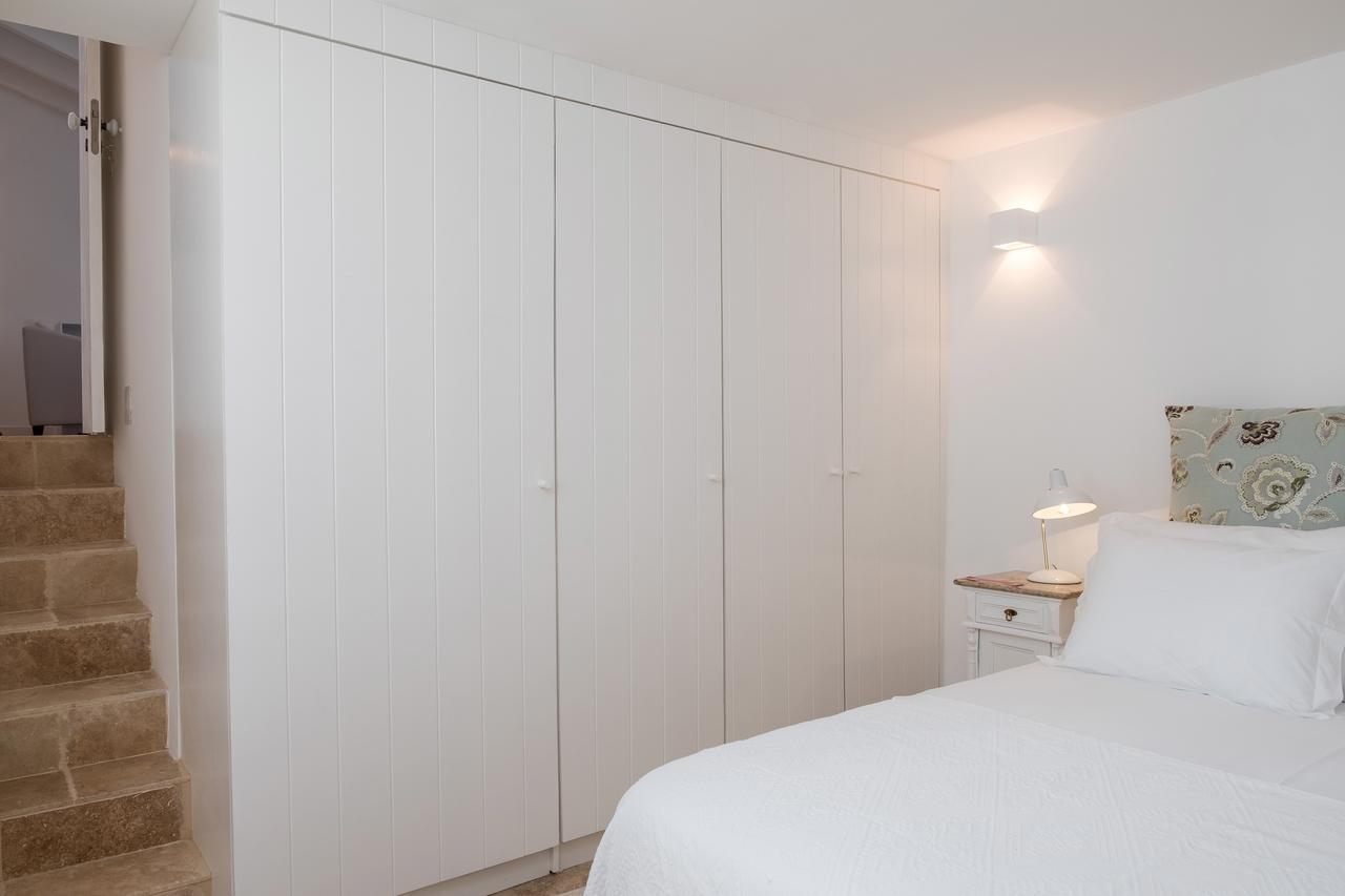 Lugares Com Historia Apartment โอบิดอส ภายนอก รูปภาพ